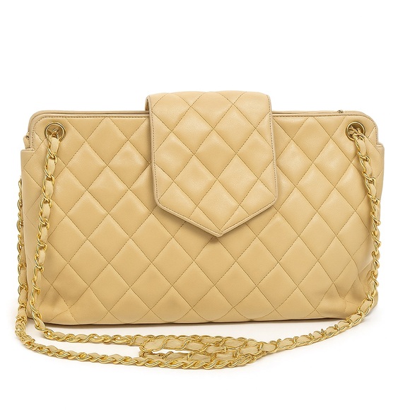 Chanel CC Vintage Beige Quilted Matelasse Charm Chain Link Shoulder Bag Tote - Picture 1 of 14